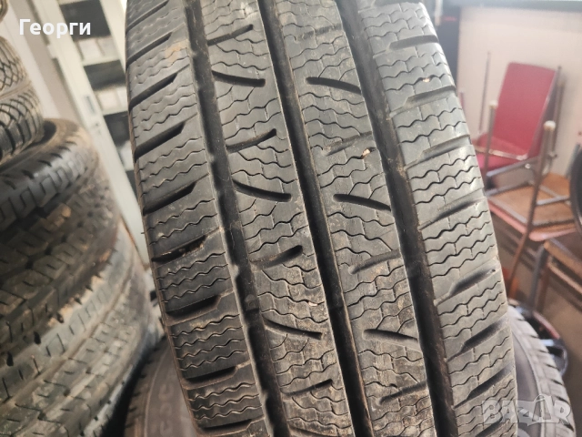 2бр.зимни гуми 225/75/16C Pirelli