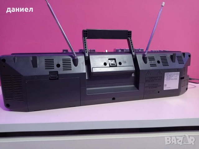 Касетофон SONY CFS-W501L с много добър външен вид + ПОДАРЪК, снимка 3 - Радиокасетофони, транзистори - 53872457