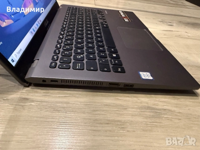 Asus R521U-i3 7020u/8гб/256гб м.2, снимка 6 - Лаптопи за дома - 53629238