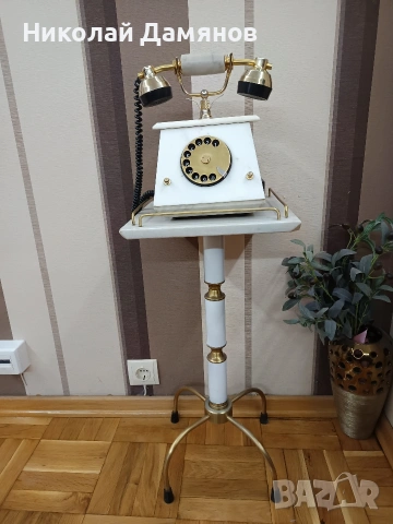 работещ ретро телефон 