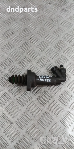 Долна помпа съединител Seat Toledo 1.6TDI 2016г.	