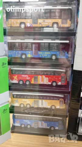 автобус нов в кутия различни цветове