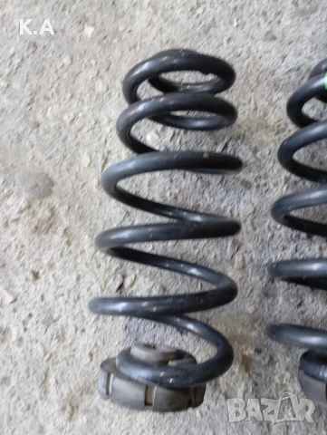 Задни пружини Audi A4 B6 2.5 180 quattro Комби, снимка 2 - Части - 50608609
