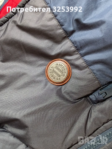 Оригинален Капитониран Елек FC Bayern Munchen, снимка 3 - Спортни дрехи, екипи - 53946754