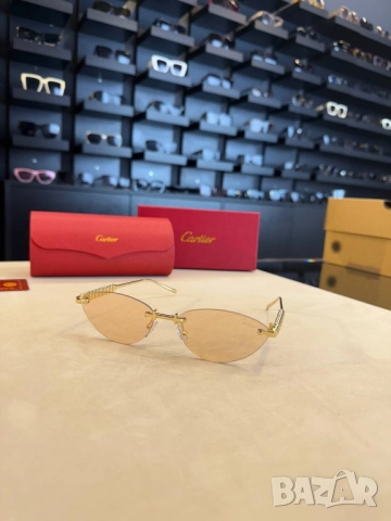 очила с черен обикновен калъф и ув защита prada cartier , снимка 4 - Слънчеви и диоптрични очила - 52023106