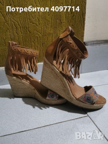 Дамски сандали на платформа , снимка 1 - Сандали - 45777614
