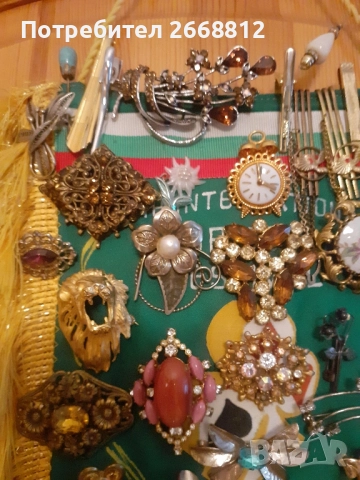 брошки, снимка 2 - Антикварни и старинни предмети - 51654386