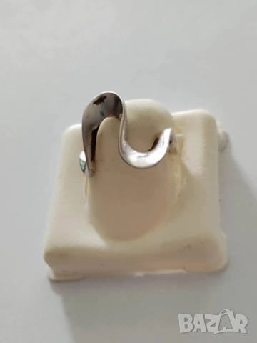 Сребърен пръстен 2.49 грама, снимка 2 - Пръстени - 52351430