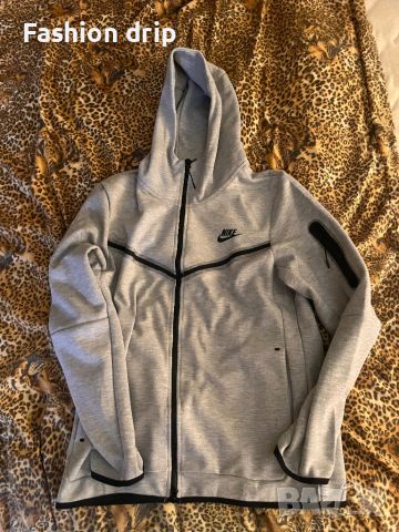 Nike tech fleece , снимка 1 - Спортни дрехи, екипи - 46817545