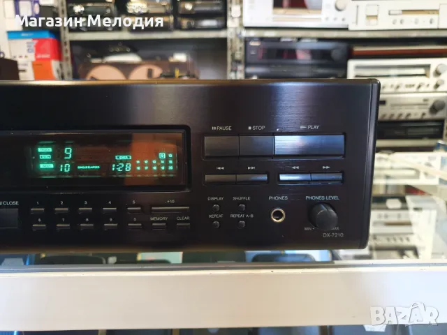 CD Player Onkyo DX-7210 В отлично техническо и визуално състояние., снимка 5 - Декове - 47520019