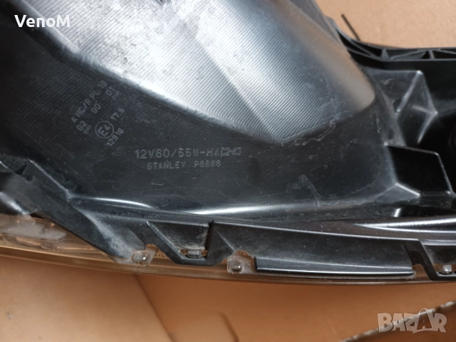 Хонда джаз 2009 десен фар +бонус радио с код карта, снимка 5 - Части - 52341276