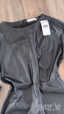 Нова!Mango кожена рокля с колан, снимка 2 - Рокли - 52244094