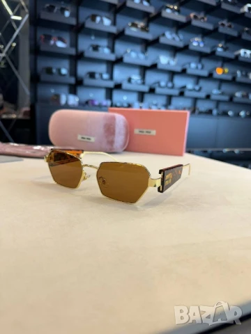 очила с черен обикновен калъф miu miu cartier prada , снимка 6 - Слънчеви и диоптрични очила - 50596511