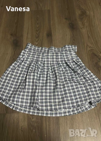 Къса карирана лилава поличка