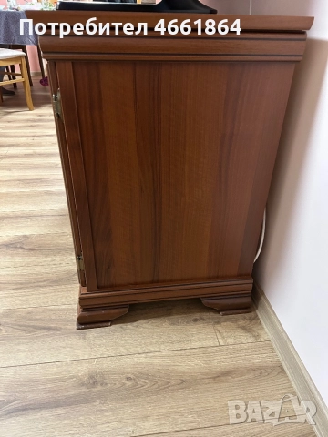 Здравейте. Продавам TV шкаф, снимка 3 - Шкафове - 52553216