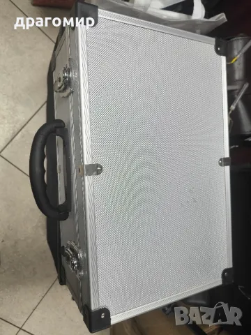 метален фотографски куфар , снимка 2 - Чанти, стативи, аксесоари - 49652153