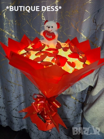 ЗАПОВЯДАЙТЕ‼️🎀Светещи,ръчно изработени букети "DESS"🦋✨️💐, снимка 3 - Подаръци за жени - 44129083