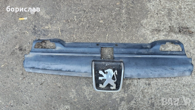 Решетка Пежо 406 