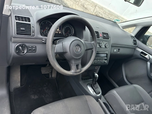 Volkswagen Touran 1.6TDI/BlueMotion/DSG/2013г., снимка 11 - Автомобили и джипове - 52837224