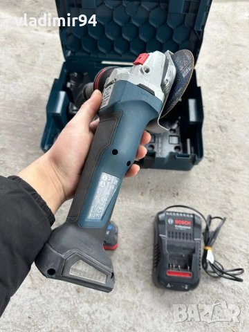 Bosch GWS 18V-10 C ъглошлайф, снимка 5 - Ъглошлайфи - 52898450