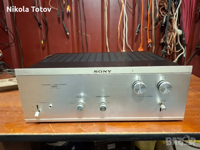 Продава се усилвател Sony TA-3200 F. 