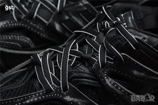 Уникални Balenciaga Track Black Distressed Маратонки Редки , снимка 3 - Маратонки - 49909416