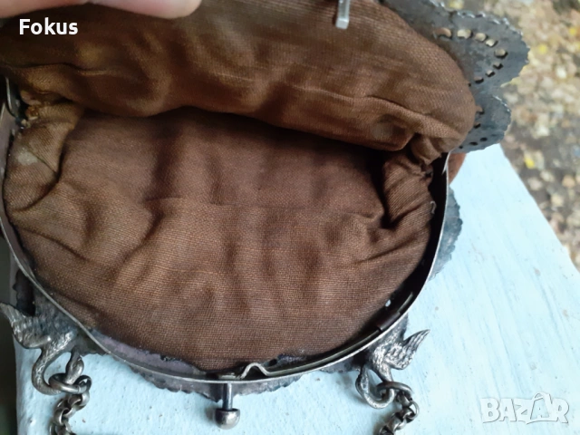 ВЪЗРОЖДЕНСКА СРЕБЪРНА ЧАНТИЧКА НА КОКОНА ЗА НОСИЯ, снимка 3 - Антикварни и старинни предмети - 53525300