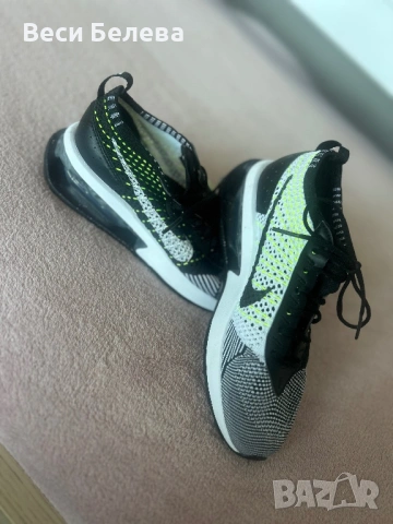 Продавам Nike Air Max Flyknit Racer(DM9073-002), снимка 2 - Маратонки - 53891374