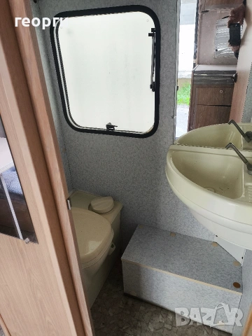 Компактна и функционална каравана Sterckeman, снимка 10 - Каравани и кемпери - 54188063