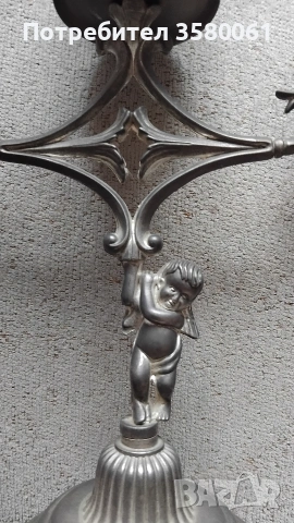 Стар посребрън свещник 