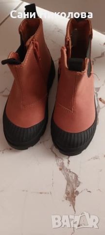 Зимни боти,24ти р-р.,нови!