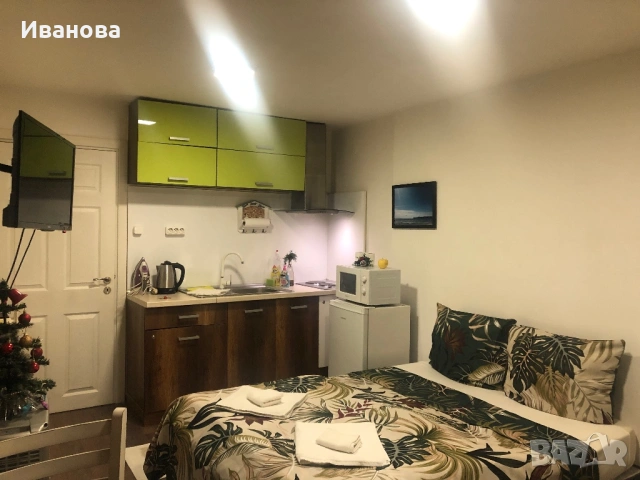 Варна  -  Студио Орхидея до Морската градина ИУ, снимка 3 - Квартири, нощувки - 22094275