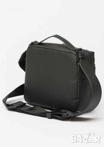 Чанта през рамо на Boss Thunder с уголемено лого, снимка 2 - Чанти - 54236541