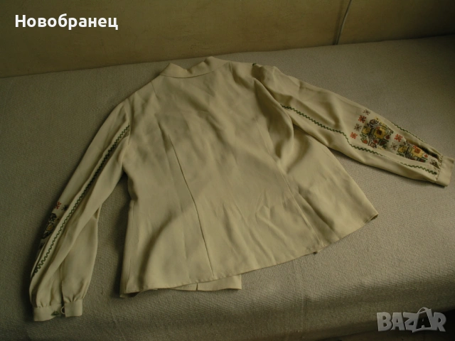 Копринена риза с бродерия , снимка 3 - Ризи - 54279273