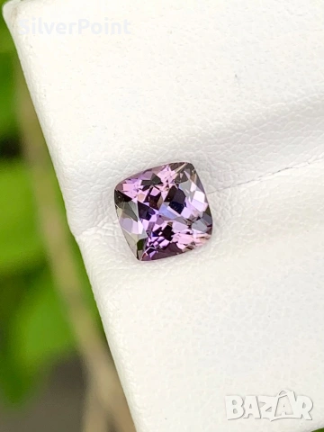 Танзанит с швейцарски сертификат , снимка 2 - Други - 53689241