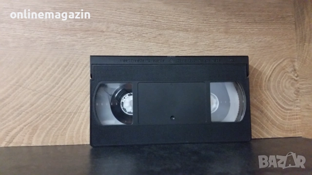 Видеокасета " Мики,Плуто,Гуфи,Доналд и компания " VHS, снимка 4 - Други жанрове - 54101134