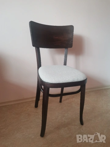 Ретро стол Тонет реставриран, снимка 4 - Столове - 53922832