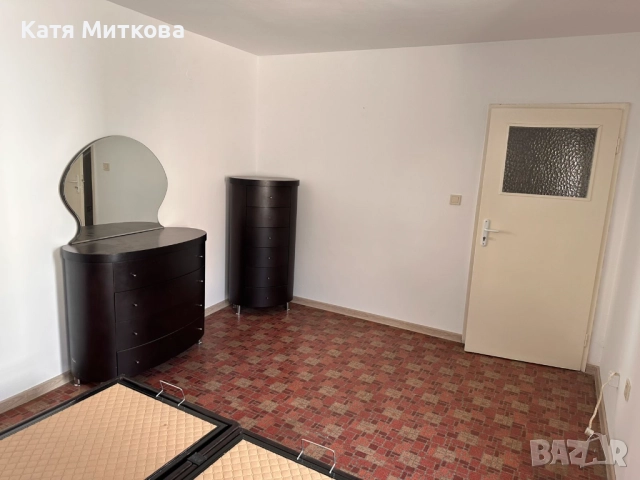 Давам под наем Тристаен апартамент с паркомясто -в гр. Варна - ул. Дунав , в Идеалния център на град, снимка 14 - Апартаменти - 51555766