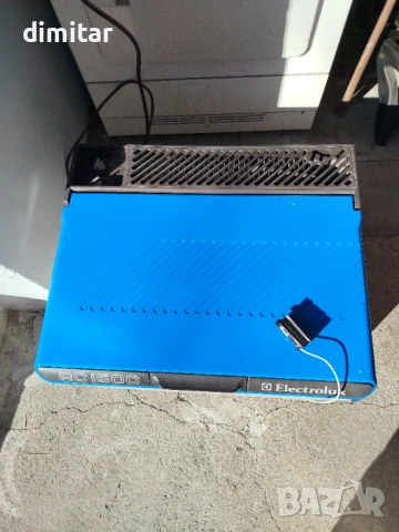 Хладилник ELECTROLUX  RC 1600- 12/220V-GAZ , снимка 2 - Хладилници - 53756376