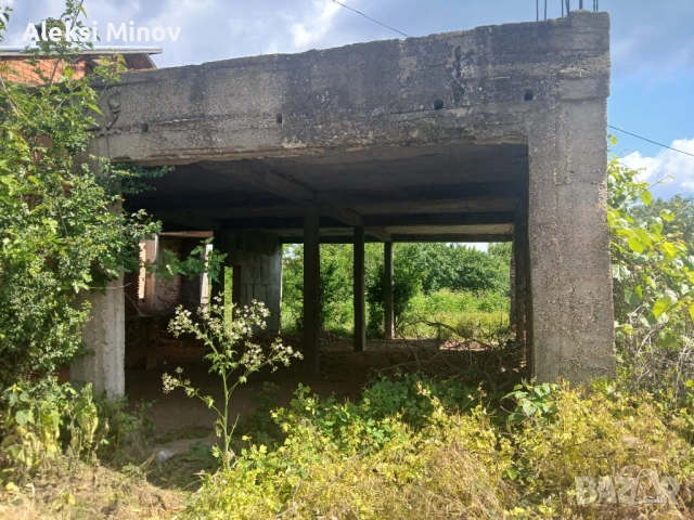 Двуетажна недовършена къща, снимка 3 - Къщи - 52541235