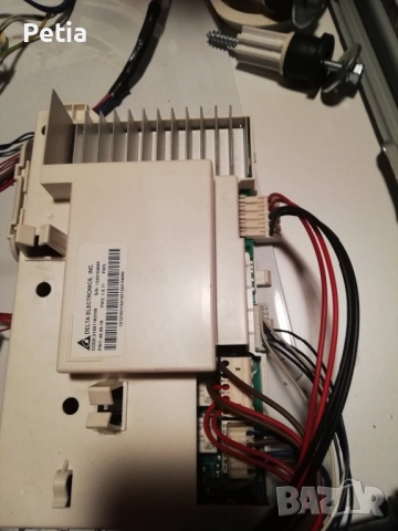  Пералня Hotpoint Ariston на части, снимка 11 - Перални - 31991144