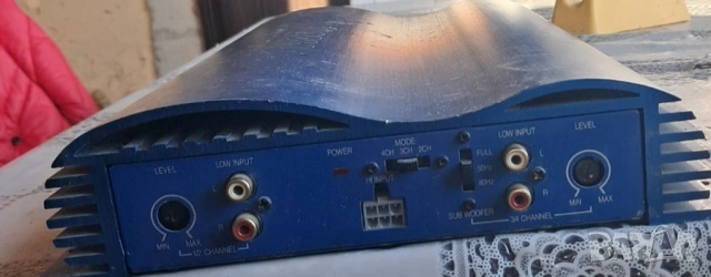 продавам усилвател Magnat, снимка 2 - Ресийвъри, усилватели, смесителни пултове - 53561836