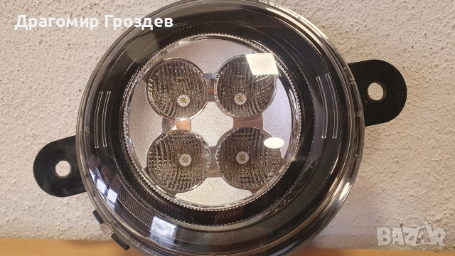 Дясна DRL ( дневна светлина) и халоген за Renault Twingo III / Рено Туинго (2014-2019), снимка 4 - Части - 52635998