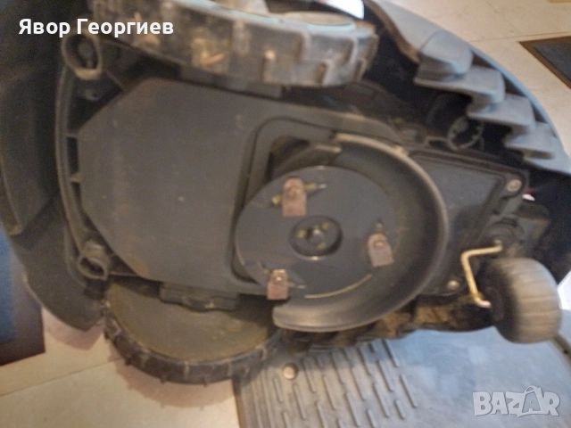 немска косачка робот Гардена, снимка 2 - Градинска техника - 51978569