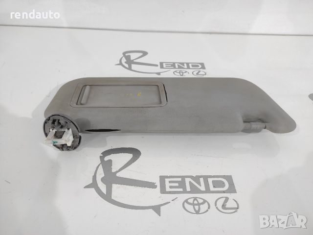 Десен сенник за Toyota Auris 2006-2012 , снимка 3 - Части - 45170728
