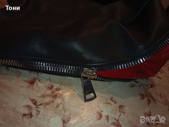 Нова Кожена Дамска Чанта с Два Странични Ципа , снимка 10 - Чанти - 52418703