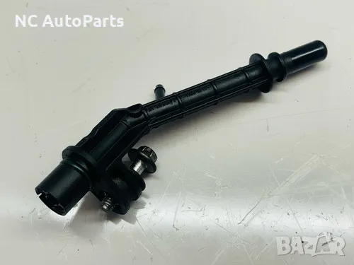 Вакуум тръба за БМВ BMW 2 series F46 216d 1.5 дизел B37C15A 18421611 BMW 2017, снимка 1 - Части - 49476558