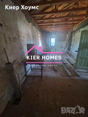 Двуетажна къща в село Мезек,общ. Свиленград,обл. Хасково, снимка 3 - Къщи - 54146369