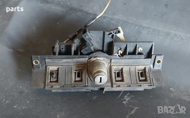 Ключалка Заден Капак Ауди A3 8L
(2) - 8D9827565 - 4B0827565, снимка 2 - Части - 50611102