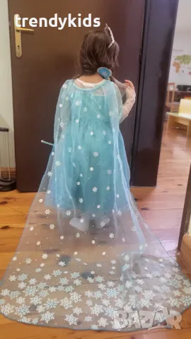 Ново! Луксозна Рокля на Елза , снимка 5 - Детски рокли и поли - 49980508